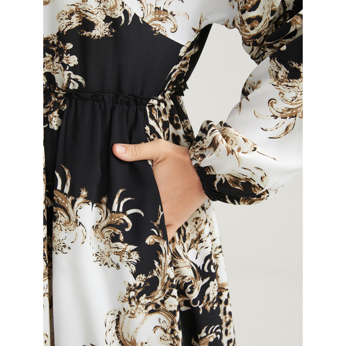 Plus Size Leopard Pocket Button Detail Lantern Sleeve Split Dress Black Women Office Pocket Shirt collar Long Sleeve Curvy Long Dress BloomChic
Plus Size Leopard Pocket Button Detail Lantern Sleeve Split Dress Black Women Office Pocket Shirt collar Long Sleeve Curvy Long Dress BloomChic