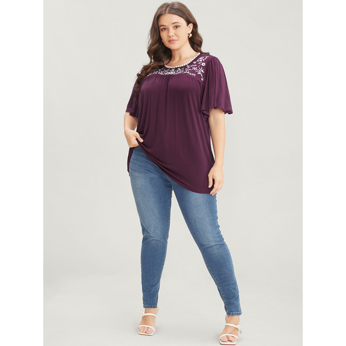 Plus Size Floral Embroidered Ruffle Sleeve Keyhole Round Neck T-shirt Eggplant Round Neck Short sleeve Elegant Jersey Tops
Plus Size Floral Embroidered Ruffle Sleeve Keyhole Round Neck T-shirt Eggplant Round Neck Short sleeve Elegant Jersey Tops