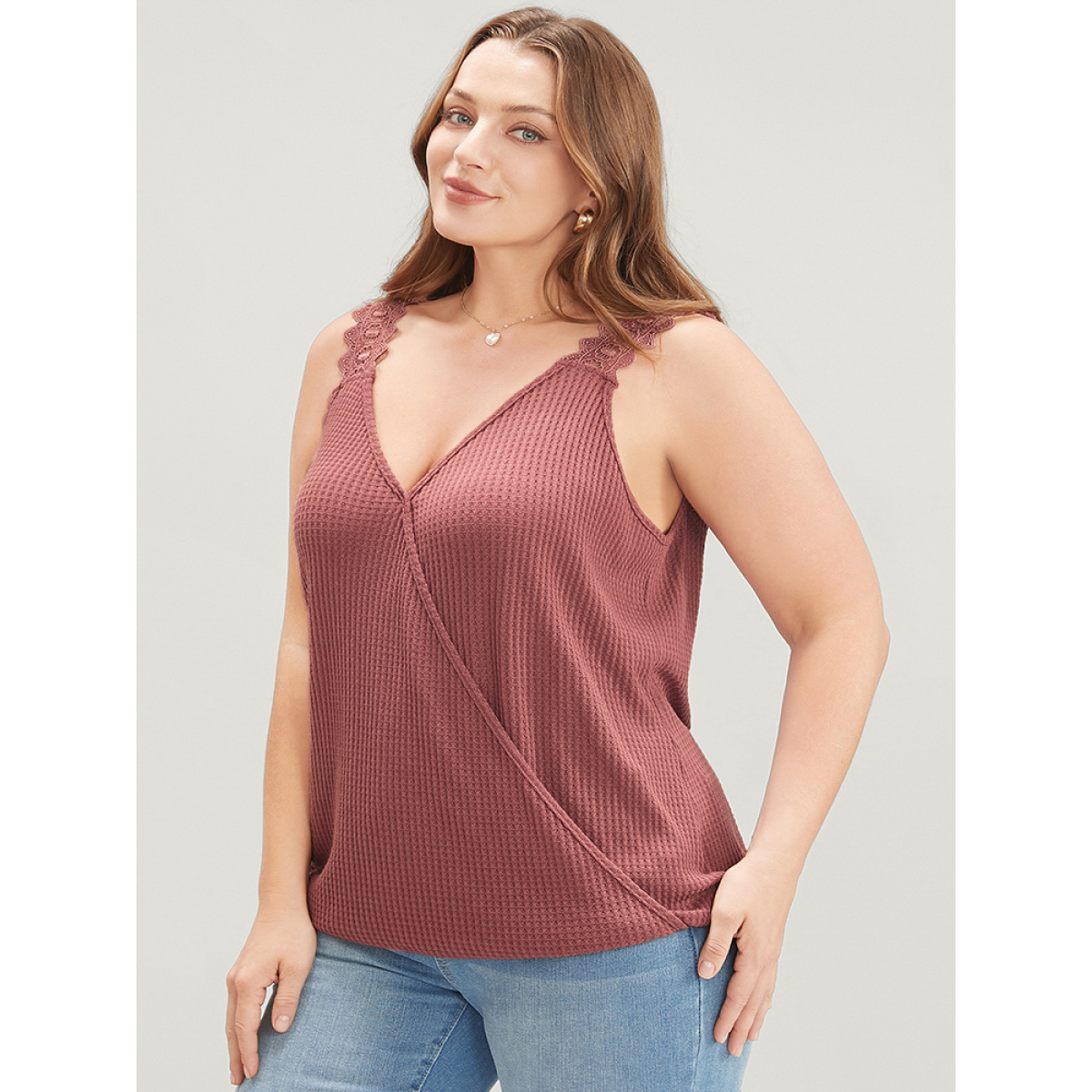 Plus Size Solid Wrap Contrast Lace Waffle Knit Tank Top Women Russet Elegant Lace V-neck Dailywear Tank Tops Camis BloomChic
Plus Size Solid Wrap Contrast Lace Waffle Knit Tank Top Women Russet Elegant Lace V-neck Dailywear Tank Tops Camis BloomChic