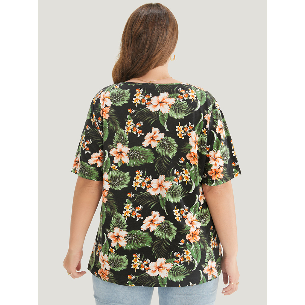 

Plus Size Tropical Print V Neck T-shirt Black Women Vacation Tropical V-neck Dailywear T-shirts BloomChic