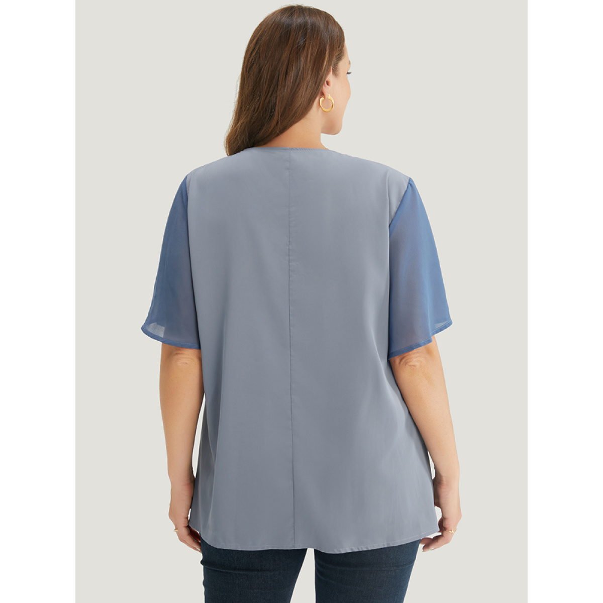 Plus Size Stone Solid O Ring Zipper Mesh Ruffle Sleeve V Neck Blouse Women Office Short sleeve V-neck Work Blouses BloomChic
Plus Size Stone Solid O Ring Zipper Mesh Ruffle Sleeve V Neck Blouse Women Office Short sleeve V-neck Work Blouses BloomChic