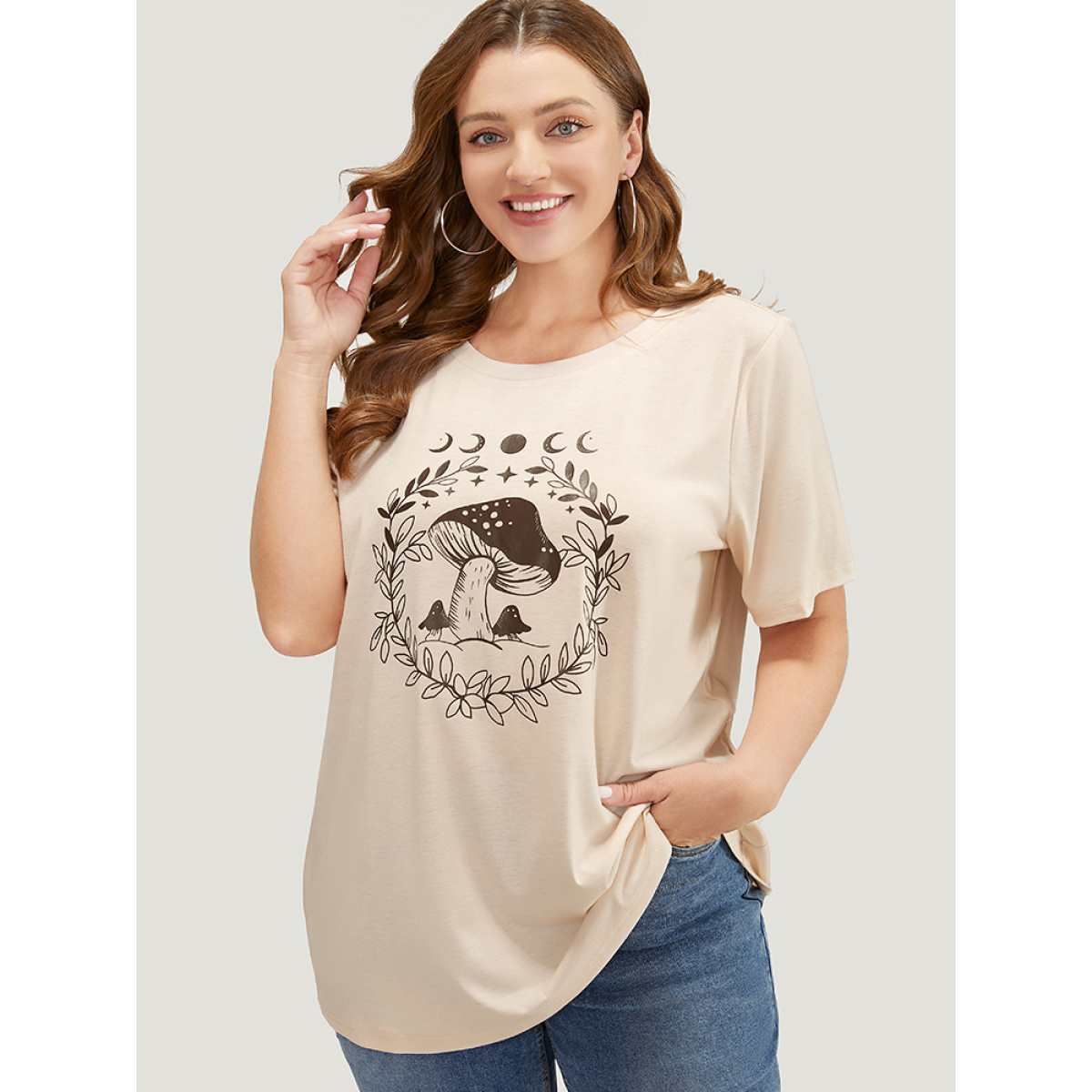 

Plus Size Mushroom & Moon Print Short Sleeve Crew Neck T-shirt Apricot Women Casual Natural Flowers Round Neck Dailywear T-shirts BloomChic