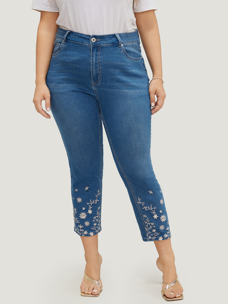 

Plus Size Very Stretchy High Rise Medium Wash Embroidered Hem Jeans Women Cerulean Casual Plain Embroidered High stretch Pocket Jeans BloomChic