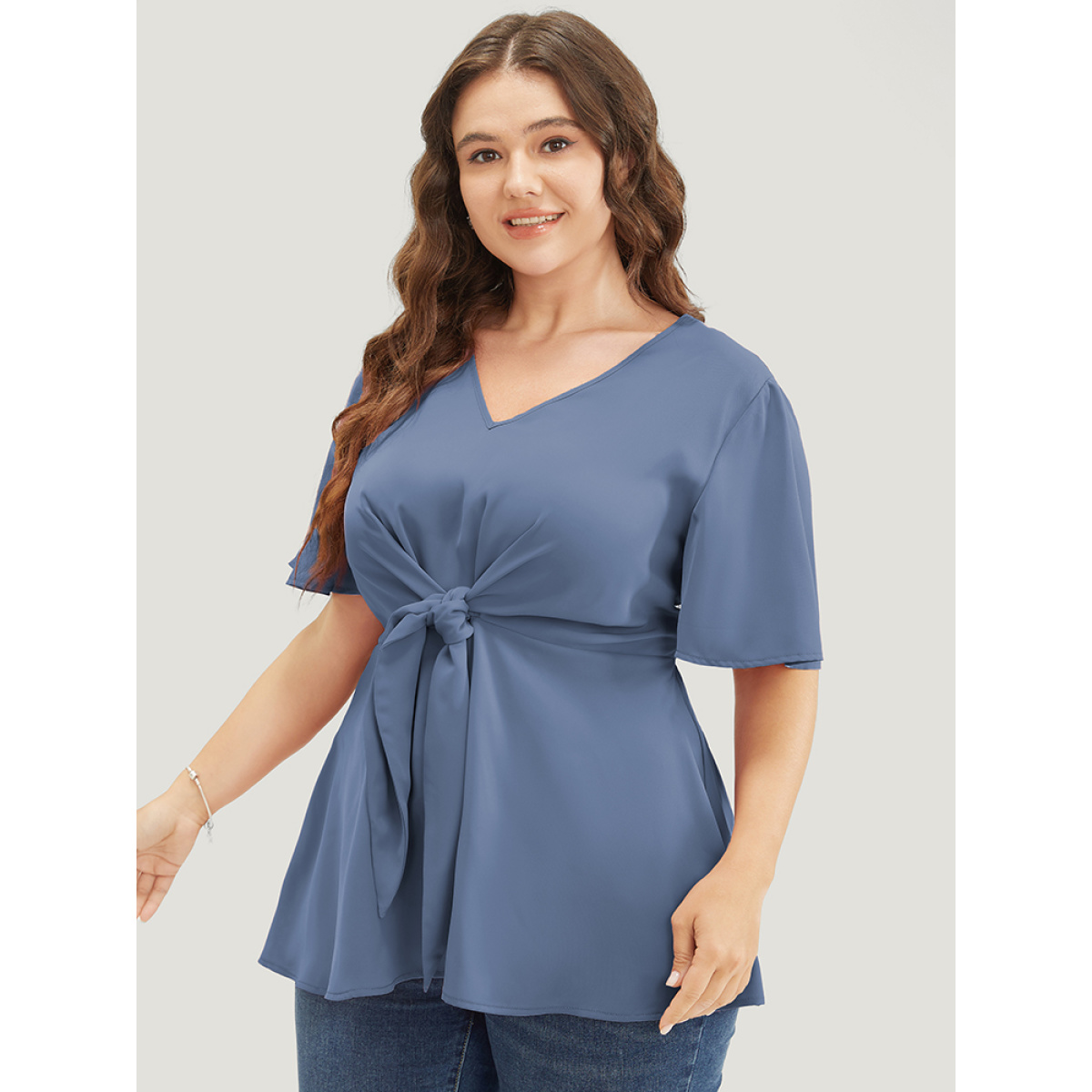 Plus Size Stone Plain Ruffle Sleeve Knot Front Blouse Women Office Short sleeve V-neck Work Blouses BloomChic
Plus Size Stone Plain Ruffle Sleeve Knot Front Blouse Women Office Short sleeve V-neck Work Blouses BloomChic