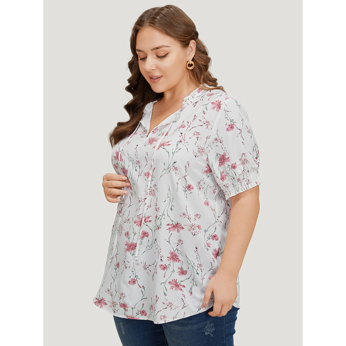 

Plus Size White Floral Knot Frill Trim Shirred Lantern Sleeve Blouse Women Elegant Short sleeve Tie Neck Dailywear Blouses BloomChic