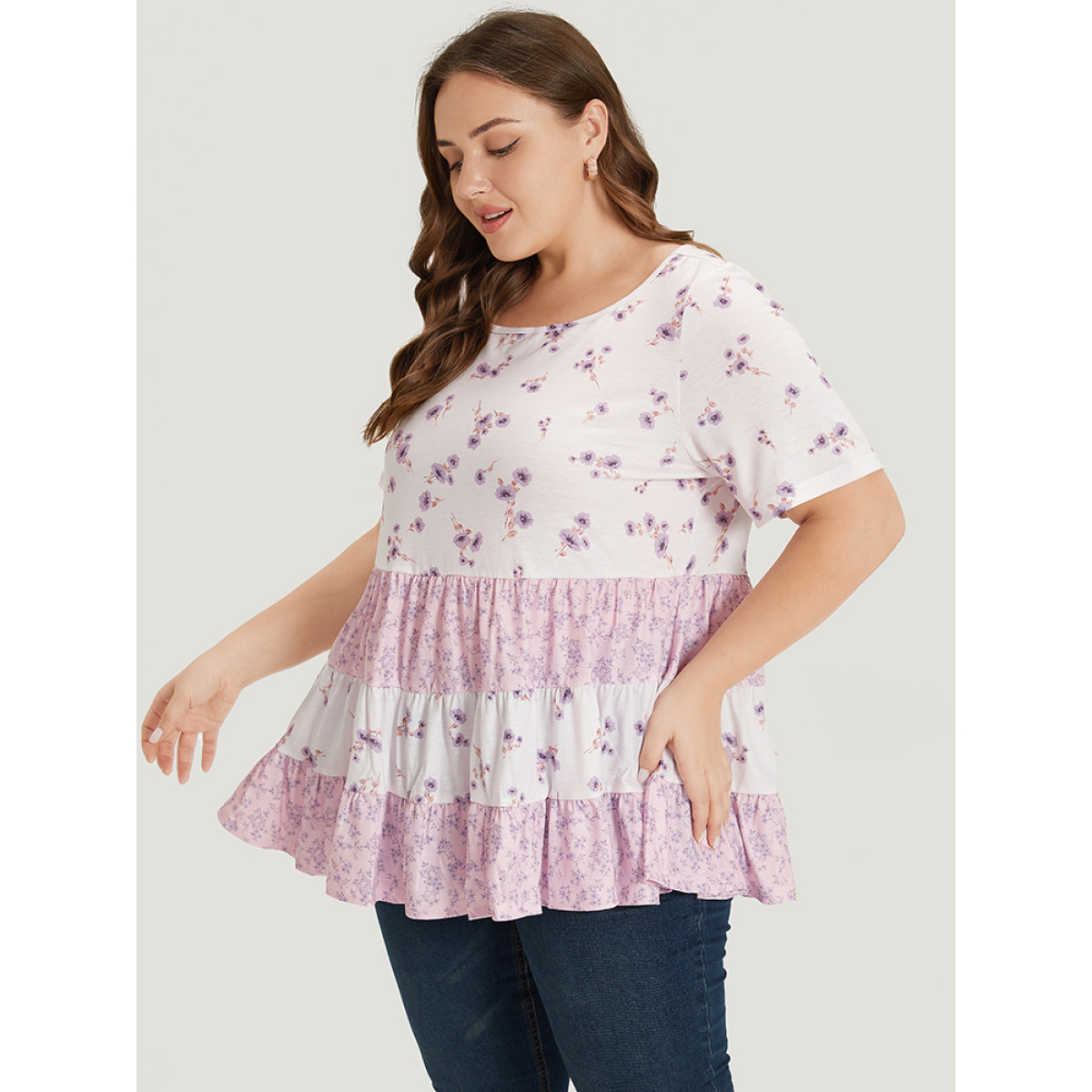 

Plus Size Ditsy Floral Contrast Ruffle Tiered T-shirt Lilac Women Elegant Tiered Ditsy Floral Round Neck Dailywear T-shirts BloomChic