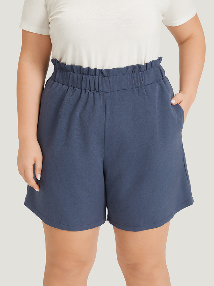 

Plus Size Plain Pocket Paperbag Waist Shorts Women Indigo Casual Dailywear Shorts BloomChic