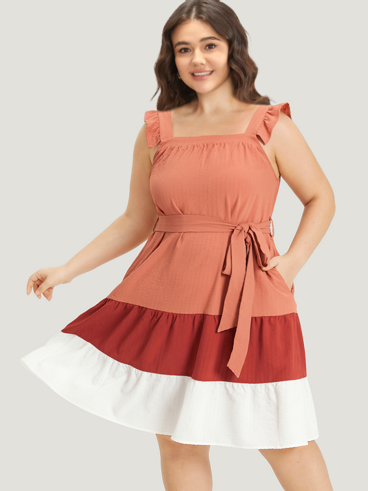 

Plus Size Contrast Ruffles Pocket Belted Square Neck Cami Dress Russet Women Belted Square Neck Sleeveless Curvy Knee Dress BloomChic