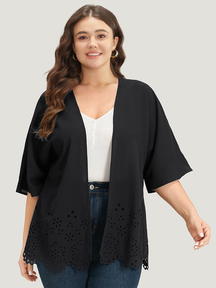 

Plus Size Plain Laser Cut Open Front Scalloped Trim Kimono Women Black Casual Plain Dailywear Kimonos BloomChic