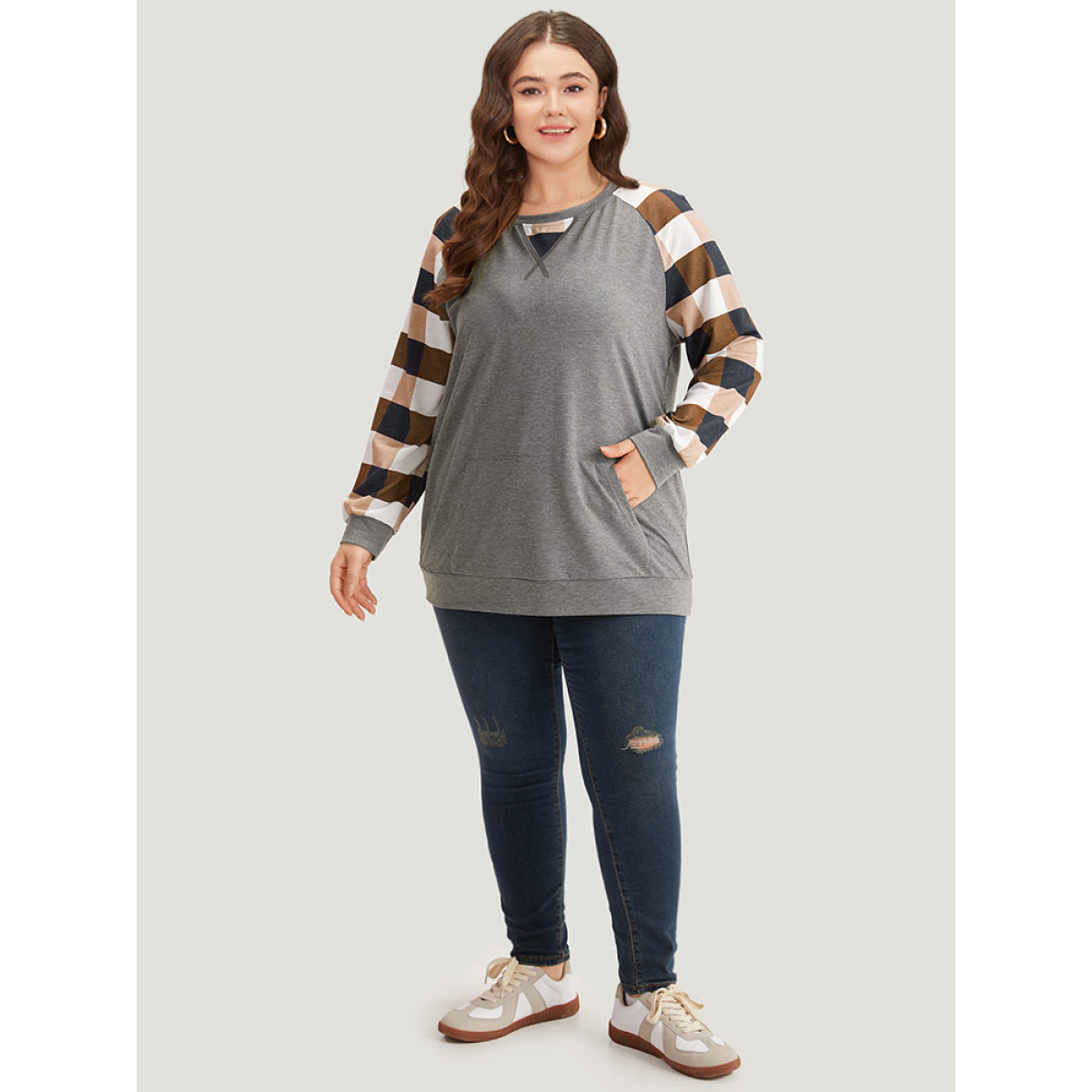 Plus Size Colorblock Contrast Pocket Stitch Sweatshirt Women Gray Casual Elastic cuffs Round Neck Dailywear Sweatshirts BloomChic
Plus Size Colorblock Contrast Pocket Stitch Sweatshirt Women Gray Casual Elastic cuffs Round Neck Dailywear Sweatshirts BloomChic