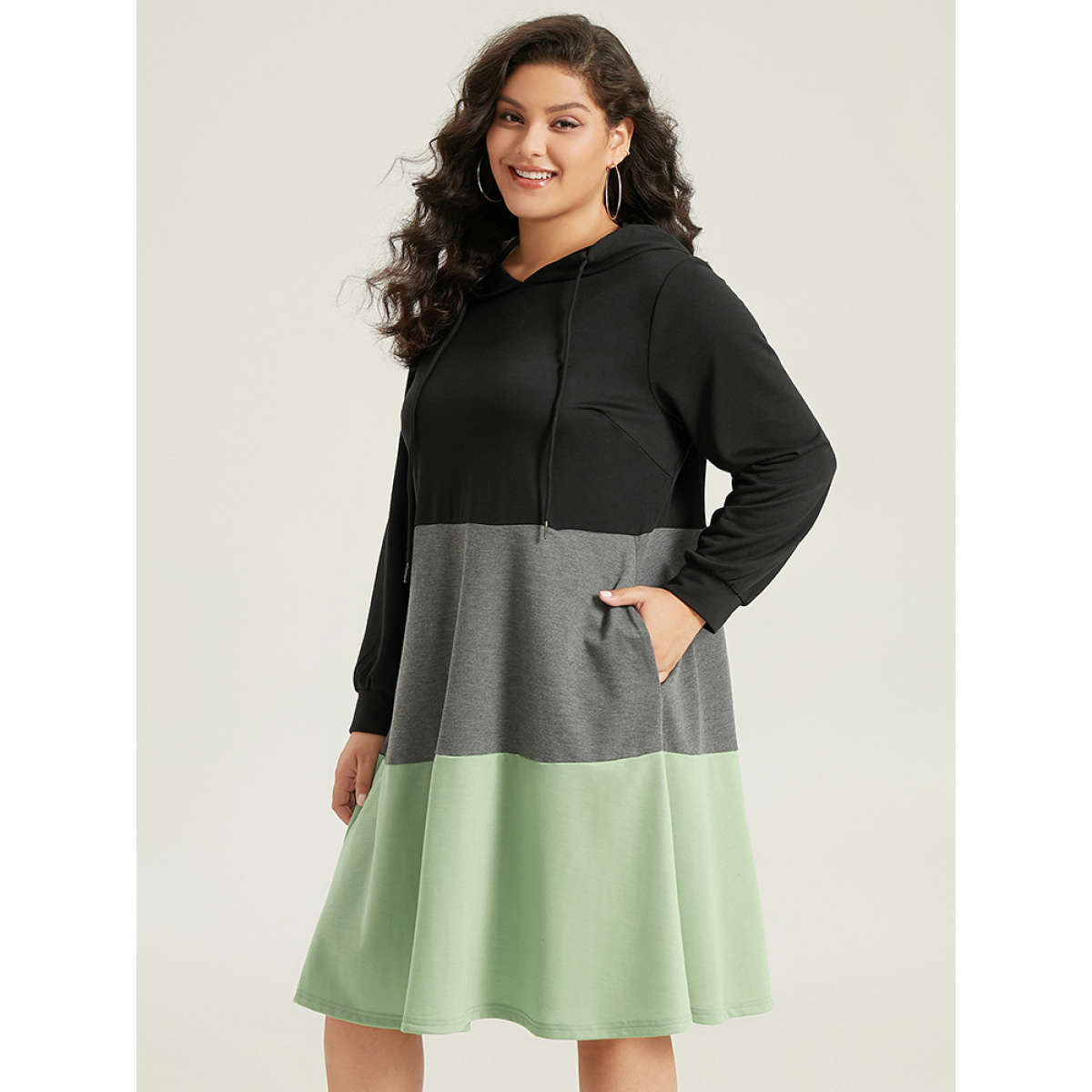 Plus Size Colorblock Contrast Hooded Drawstring Dress Black Women Casual Contrast Hooded Long Sleeve Curvy Midi Dress BloomChic
Plus Size Colorblock Contrast Hooded Drawstring Dress Black Women Casual Contrast Hooded Long Sleeve Curvy Midi Dress BloomChic