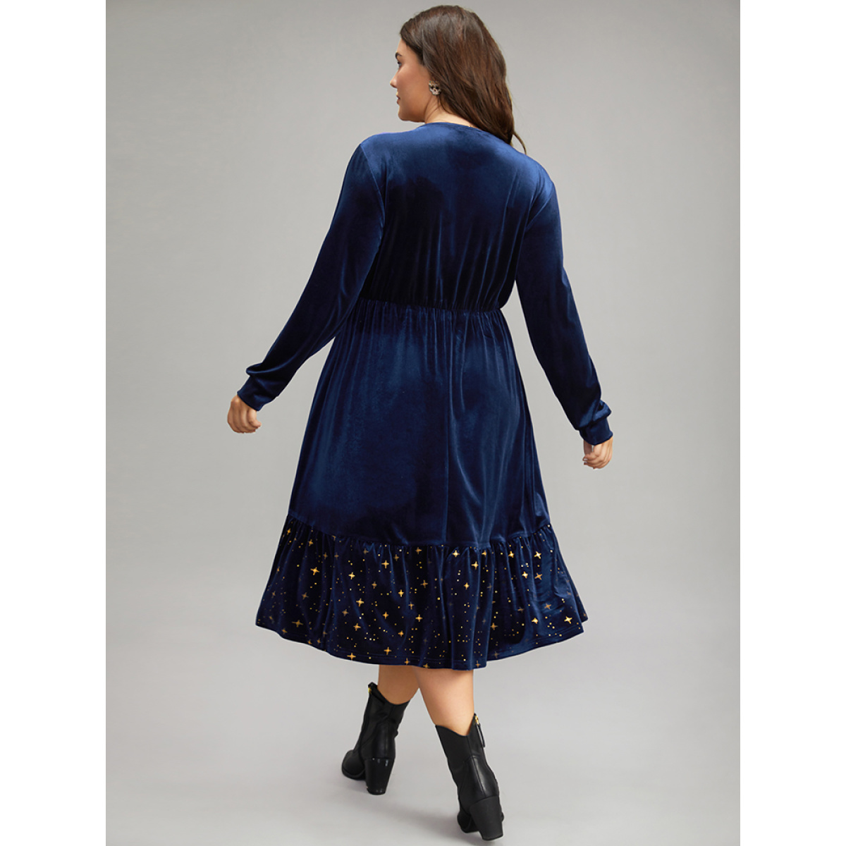 Plus Size Star Glitter Velvet Wrap Patchwork Dress DarkBlue Women Glamour Velvet V-neck Long Sleeve Curvy Midi Dress BloomChic
Plus Size Star Glitter Velvet Wrap Patchwork Dress DarkBlue Women Glamour Velvet V-neck Long Sleeve Curvy Midi Dress BloomChic