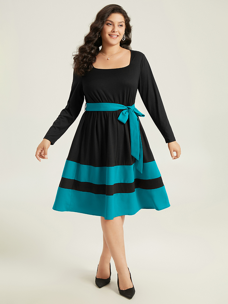 

Plus Size Two Tone Belted Bowknot Square Neck Dress Teal Women Non Curvy Knee Dress BloomChic