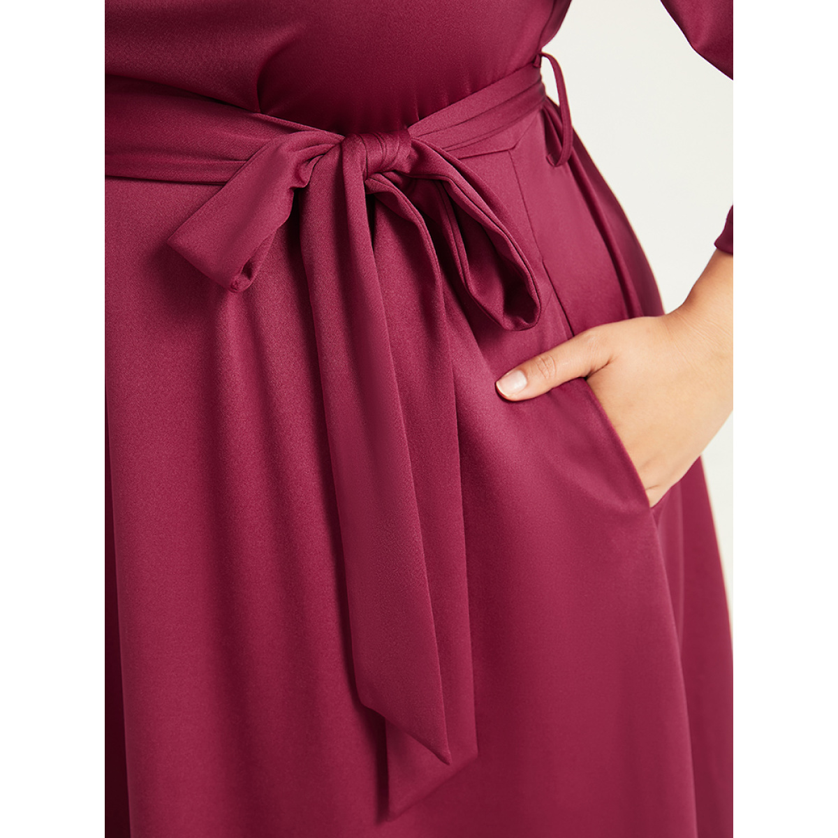 

Plus Size Patchwork Mesh Pocket Belted Dress Burgundy Women See through Round Neck Elbow-length sleeve Curvy Midi Dress BloomChic