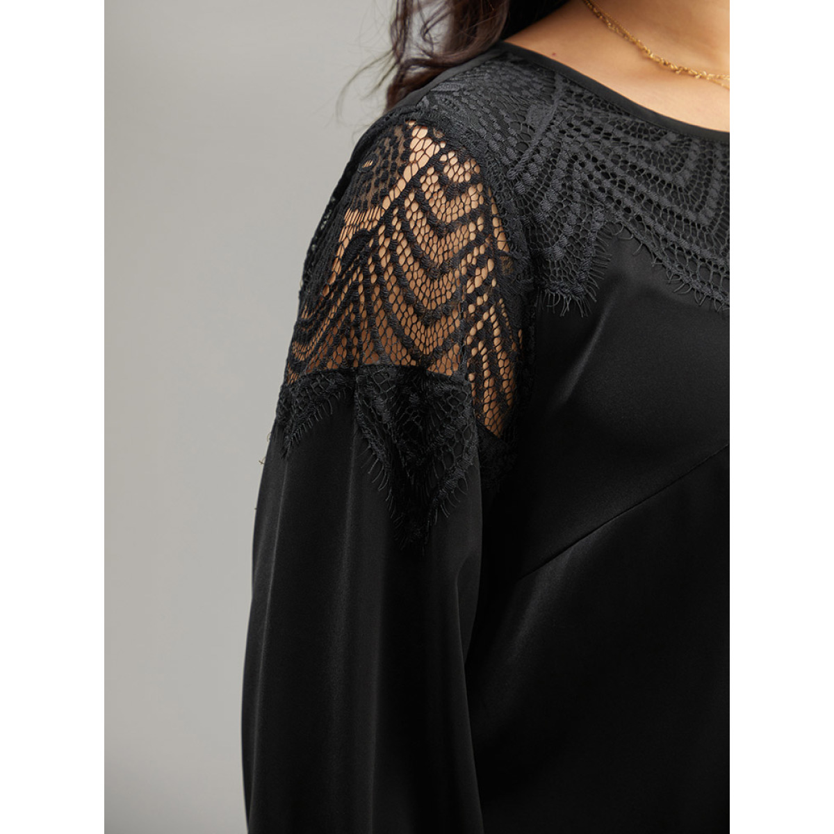 Plus Size Black Anti-Wrinkle Solid Lace Panel Lantern Sleeve Blouse Women Elegant Long Sleeve Round Neck Dailywear Blouses BloomChic
Plus Size Black Anti-Wrinkle Solid Lace Panel Lantern Sleeve Blouse Women Elegant Long Sleeve Round Neck Dailywear Blouses BloomChic