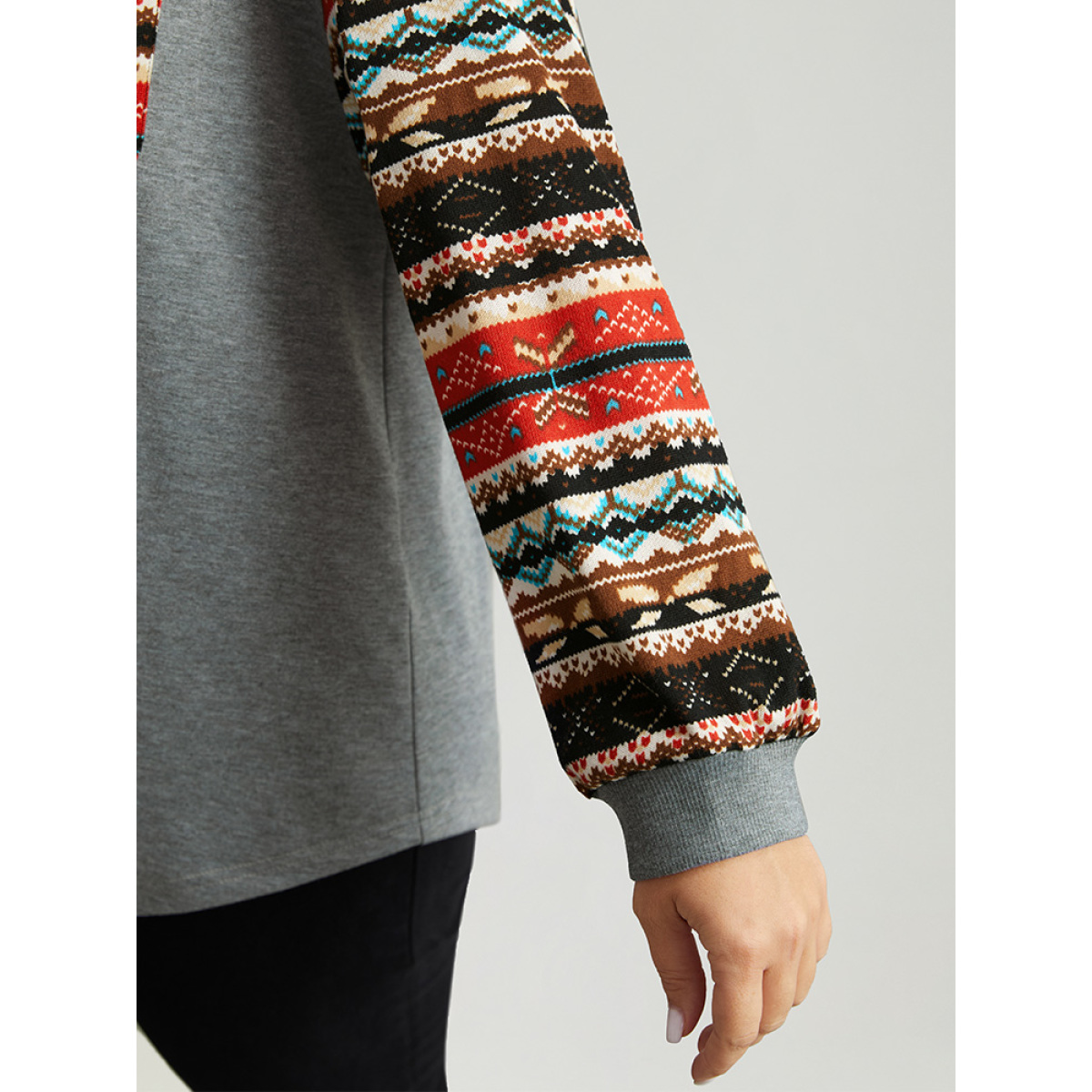Plus Size Bandana Print Patchwork Patched Pocket Sweatshirt Women Gray Casual Elastic cuffs Round Neck Festival-Christmas Sweatshirts BloomChic
Plus Size Bandana Print Patchwork Patched Pocket Sweatshirt Women Gray Casual Elastic cuffs Round Neck Festival-Christmas Sweatshirts BloomChic