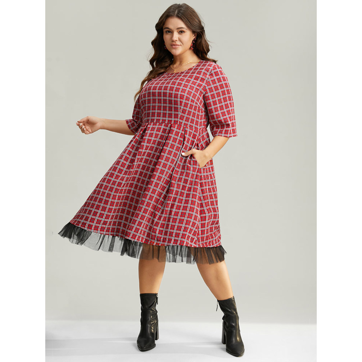 Plus Size Christmas Plaid Mesh Patchwork Pleated Dress Multicolor Women Office Printed Round Neck Half Sleeve Curvy Midi Dress BloomChic
Plus Size Christmas Plaid Mesh Patchwork Pleated Dress Multicolor Women Office Printed Round Neck Half Sleeve Curvy Midi Dress BloomChic