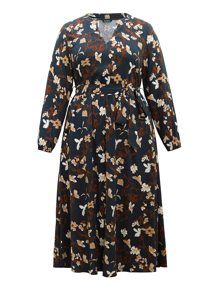 

Plus Size Floral Print Notched Belted Lantern Sleeve Dress DarkBlue Women Elastic cuffs Notched collar Long Sleeve Curvy Midi Dress BloomChic