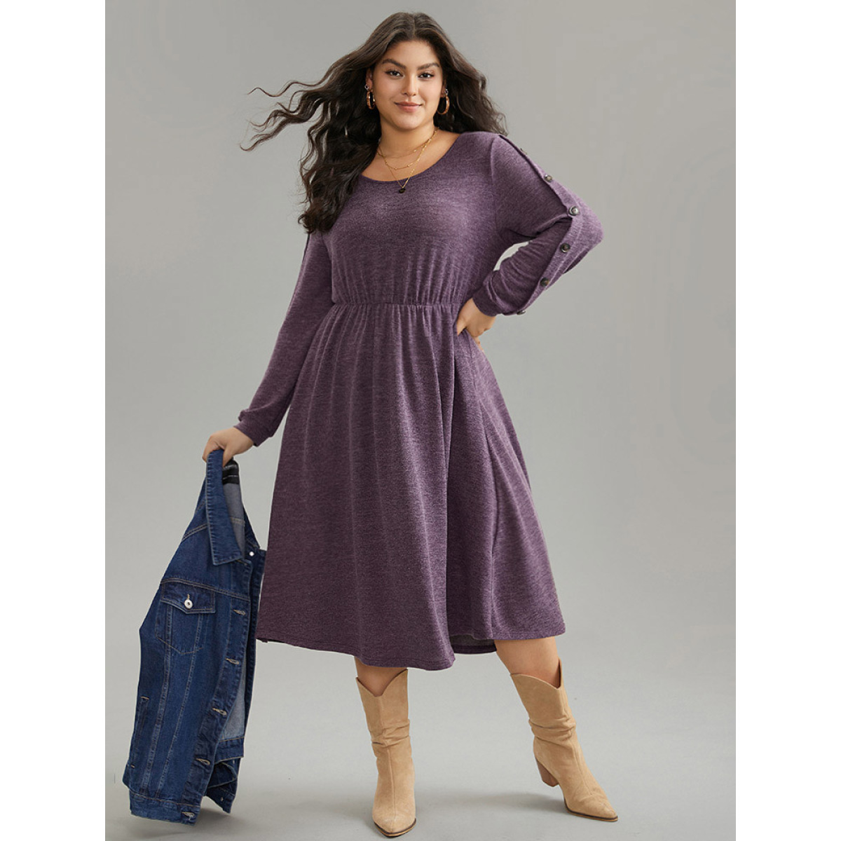 

Plus Size Plisse Solid Side Button Detail Dress Purple Women Plain Round Neck Long Sleeve Curvy Midi Dress BloomChic