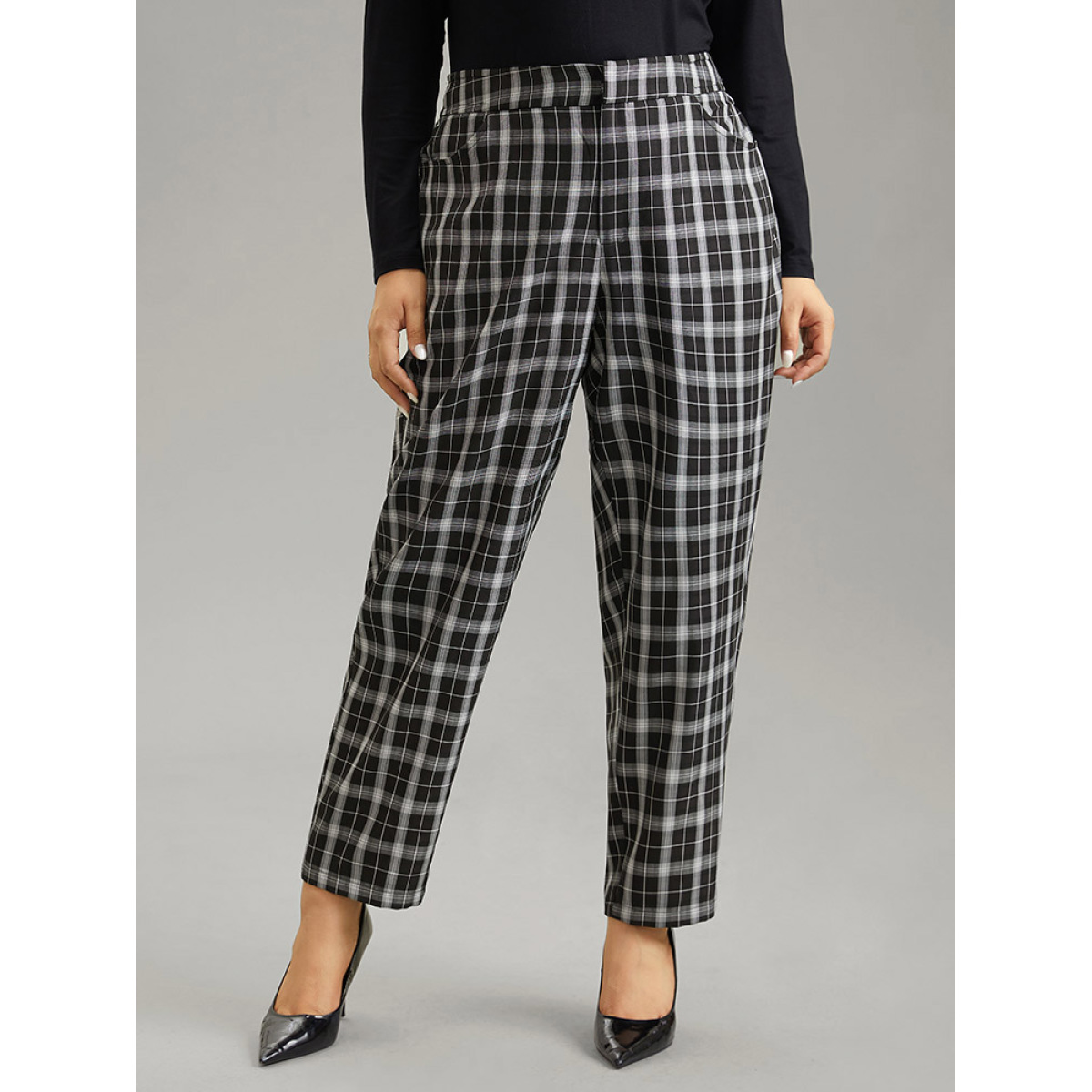 Plus Size Plaid Elastic Waist Straight Leg Pants Women Black Office Straight Leg High Rise Work Pants BloomChic
Plus Size Plaid Elastic Waist Straight Leg Pants Women Black Office Straight Leg High Rise Work Pants BloomChic