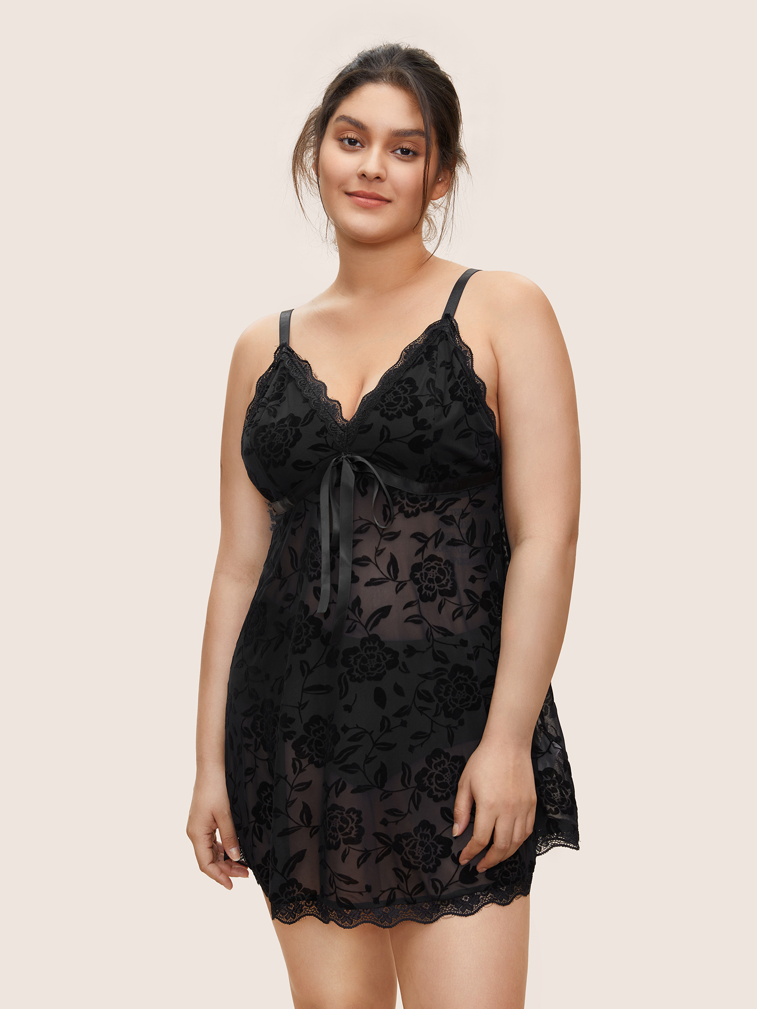 

Plus Size Silhouette Floral Print Lace Panel Bowknot Sleep Dress Black V-neck Lounge Everyday  Bloomchic