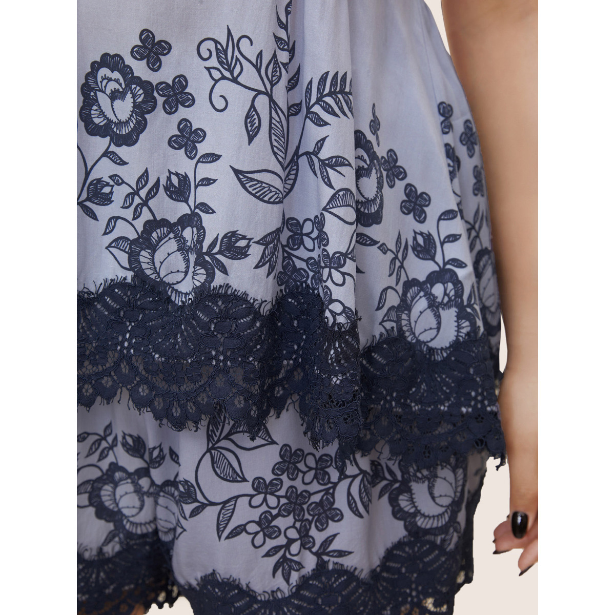 Plus Size Plants Lace Panel Elastic Waist Sleep Top Blue Plants Sleeveless V-neck Everyday Lounge Bloomchic
Plus Size Plants Lace Panel Elastic Waist Sleep Top Blue Plants Sleeveless V-neck Everyday Lounge Bloomchic