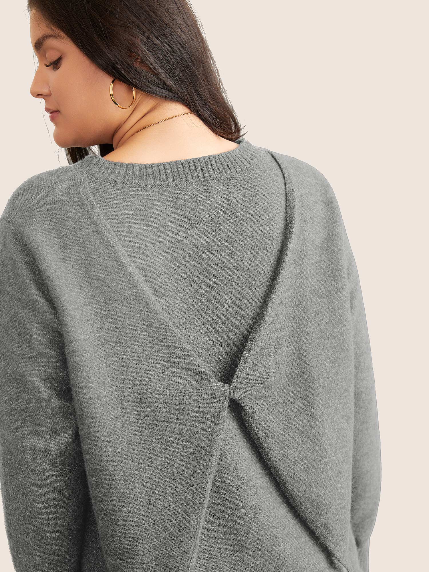 

Plus Size Supersoft Essentials Solid Heather Twist Back Pullover DarkGray Women Casual Long Sleeve Round Neck Everyday Pullovers BloomChic