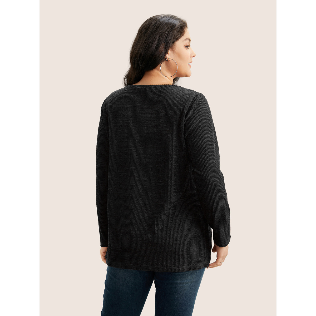 

Plus Size Solid Rib Knit Button Detail T-shirt Black Women Casual Non Plain V-neck Everyday T-shirts BloomChic