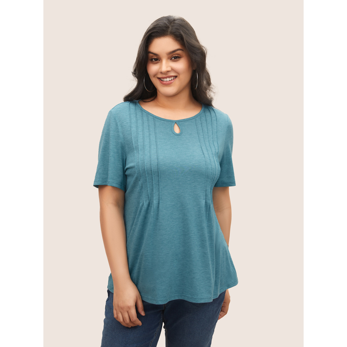 

Plus Size Solid Seam Detail Keyhole T-shirt LightBlue Women Casual Pleated Round Neck Everyday T-shirts BloomChic