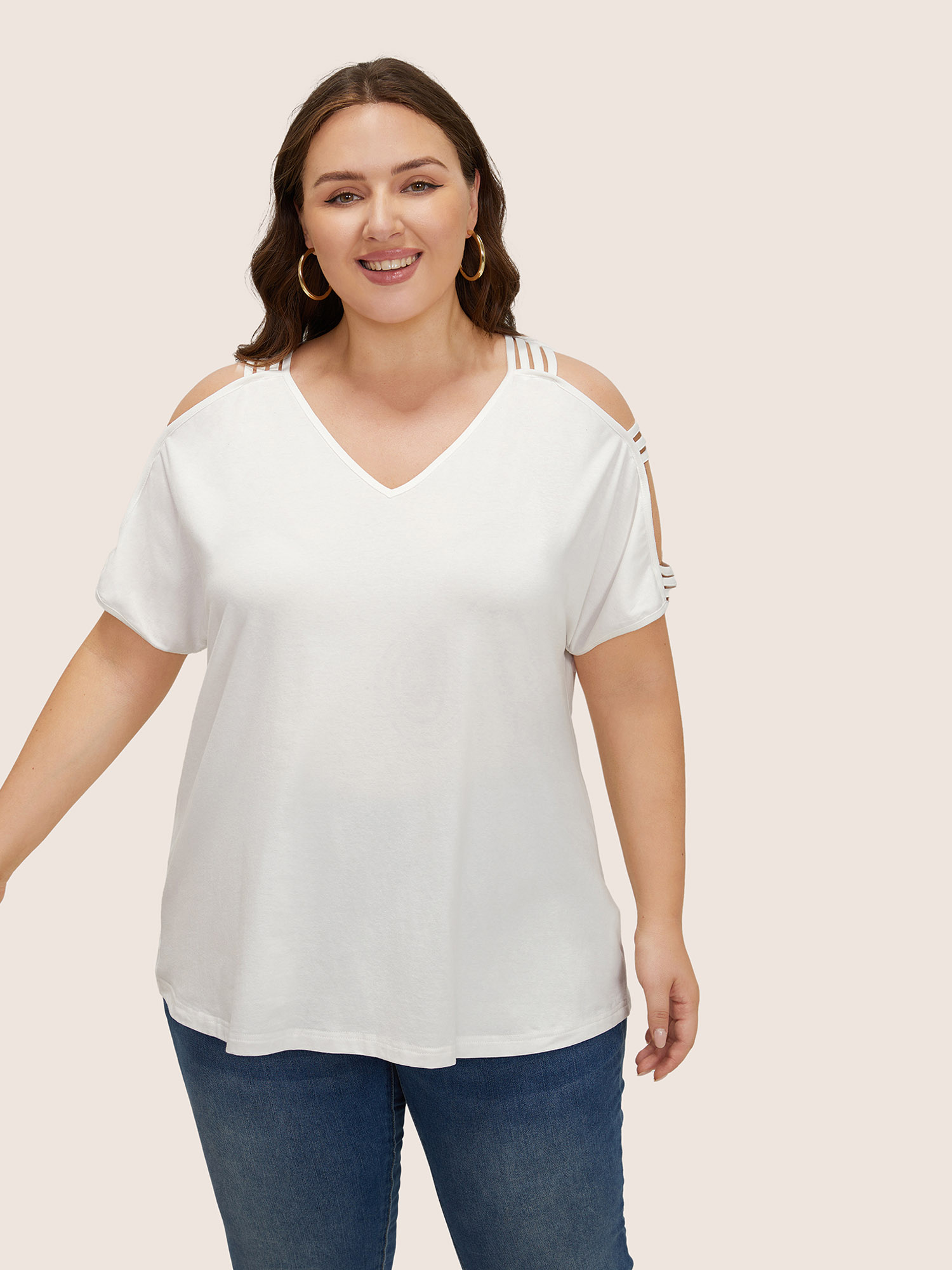 

Plus Size Solid Cut Out Batwing Sleeve T-shirt White Women Resort Cut-Out Plain V-neck Vacation T-shirts BloomChic