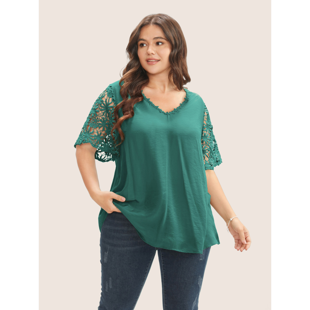 Plus Size Green Plain V Neck Floral Patchwork Blouse Women Casual Short sleeve V-neck Everyday Blouses BloomChic
Plus Size Green Plain V Neck Floral Patchwork Blouse Women Casual Short sleeve V-neck Everyday Blouses BloomChic