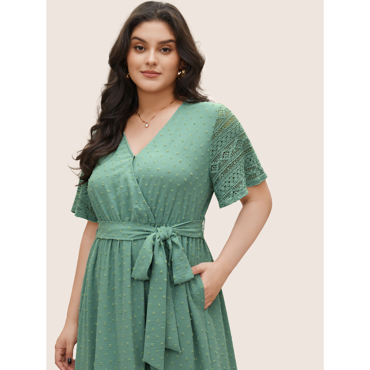 

Strappy Elegance Flutter Patchwork Plus Size Dress Women Plain Mint Ruffle Sleeve Short Sleeve V Neck Pocket Belt Dailywear Long Dress BloomChic