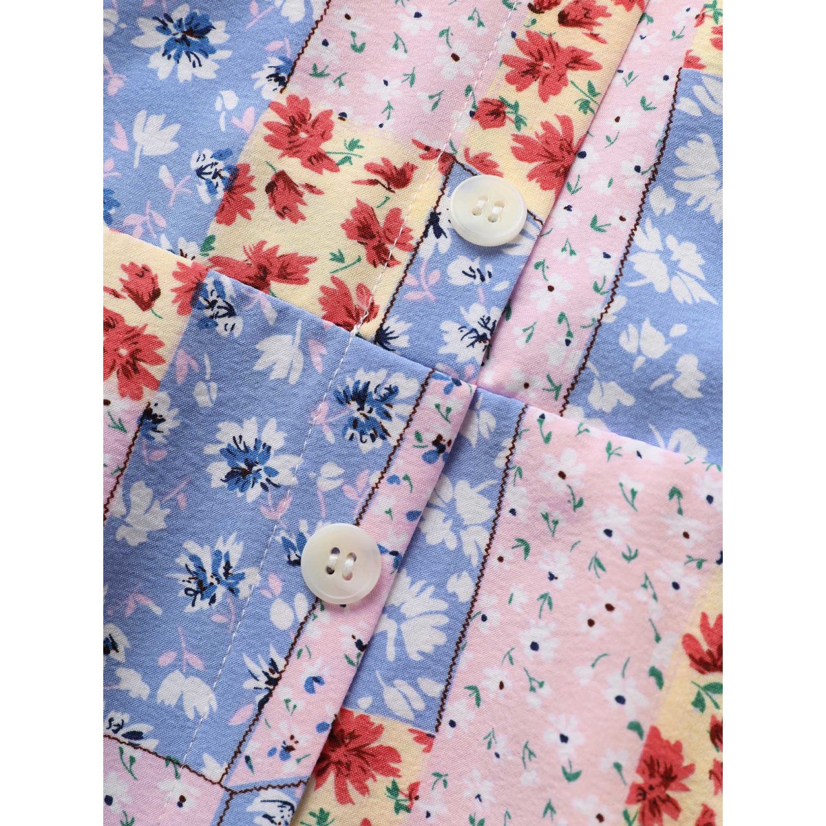 

Plus Size Patchwork Floral Button Detail Pocket Dress Multicolor Women Button V-neck Short sleeve Curvy BloomChic
