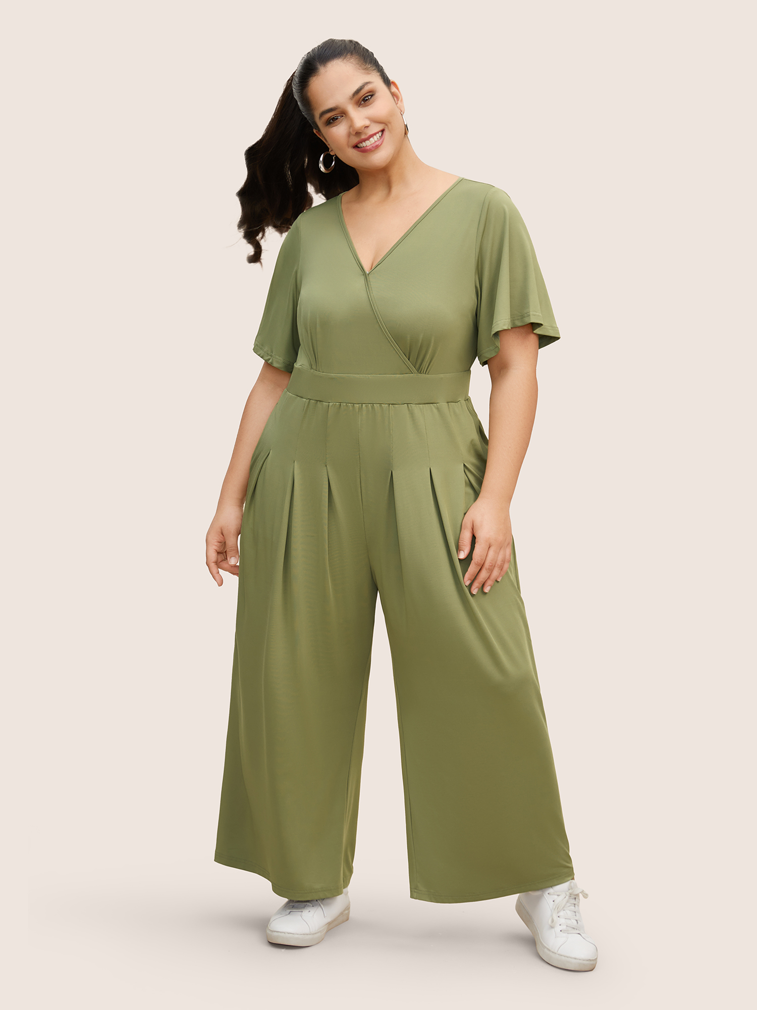 

Plus Size Olive Supersoft Essentials Plain Wrap Pleated Pocket Jumpsuit Women Casual Short sleeve V-neck Everyday Loose Jumpsuits BloomChic