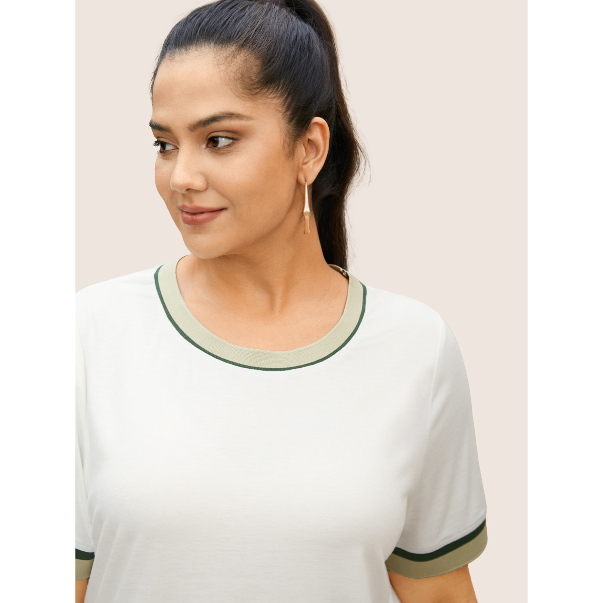 

Plus Size Contrast Rib Knit Round Neck T-shirt Originalwhite Women Casual Contrast Round Neck Everyday T-shirts BloomChic