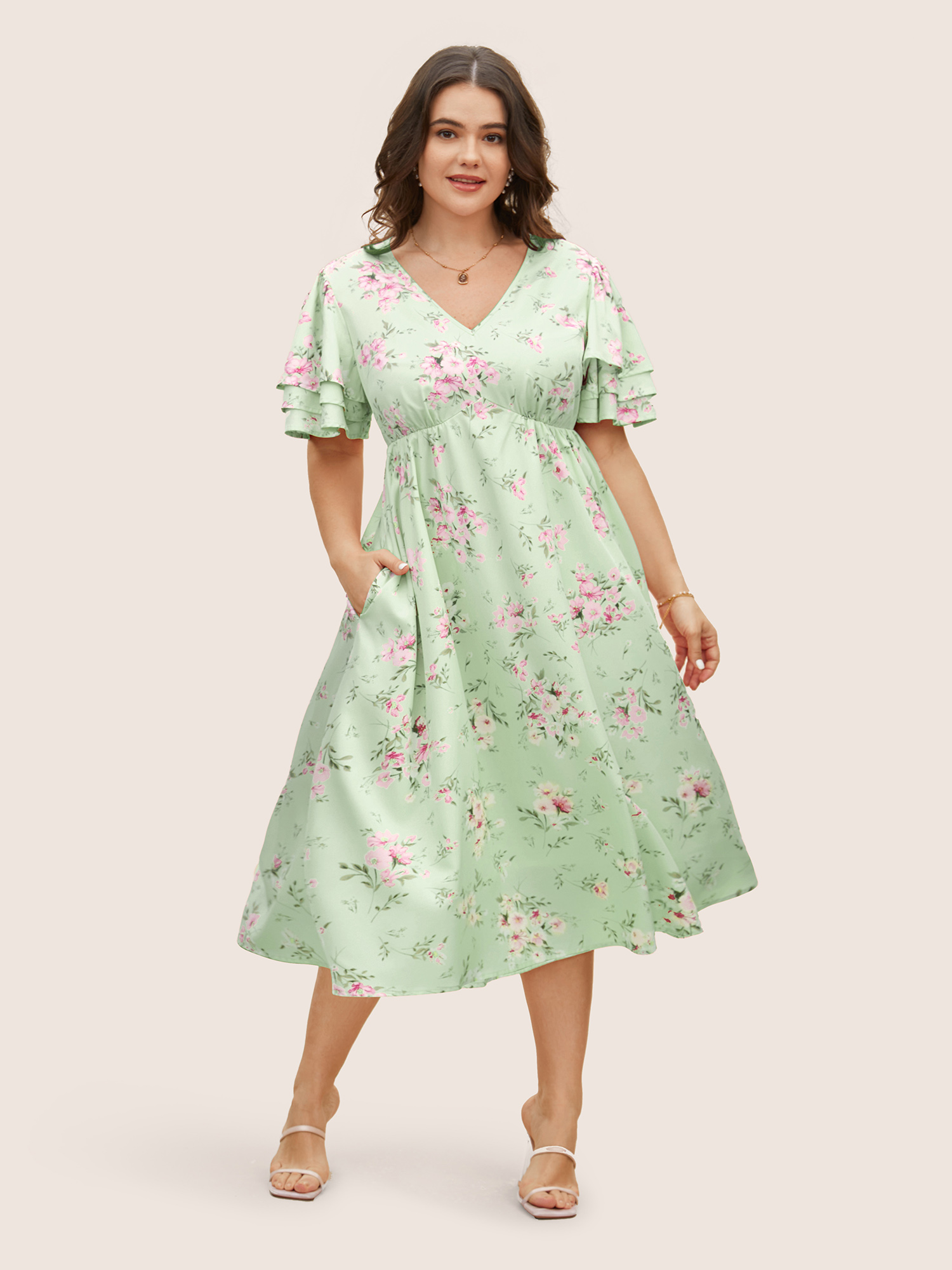 

Plus Size Floral Elastic Waist Tiered Ruffle Sleeve Dress Mint Women Tiered V-neck Short sleeve Curvy BloomChic