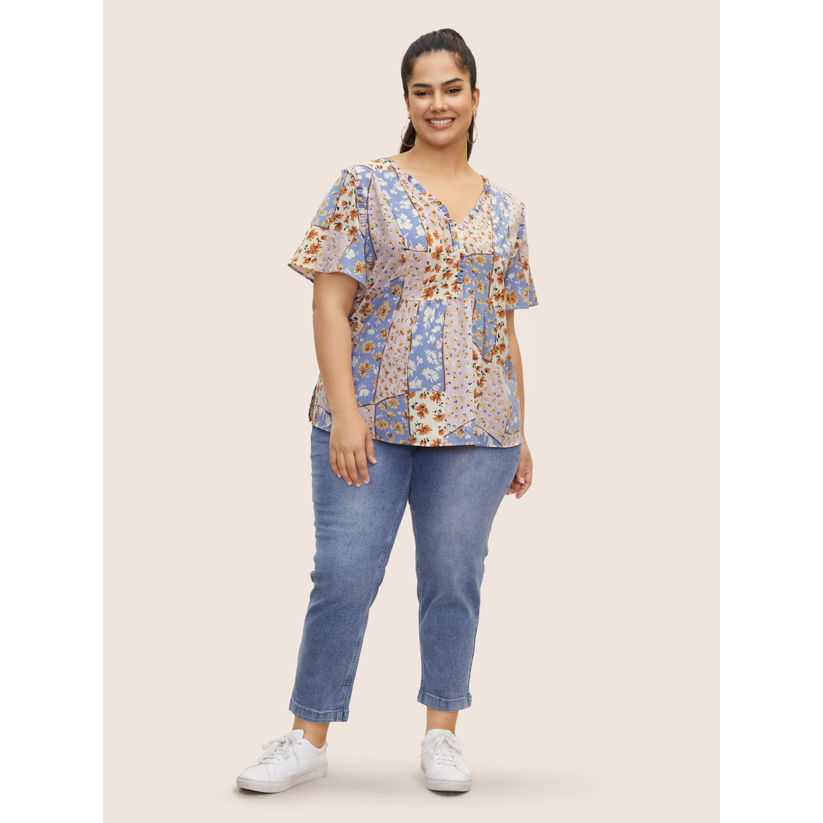 

Plus Size Multicolor Patchwork Floral Frill Trim Split Hem Blouse Women Casual Short sleeve V-neck Everyday Blouses BloomChic