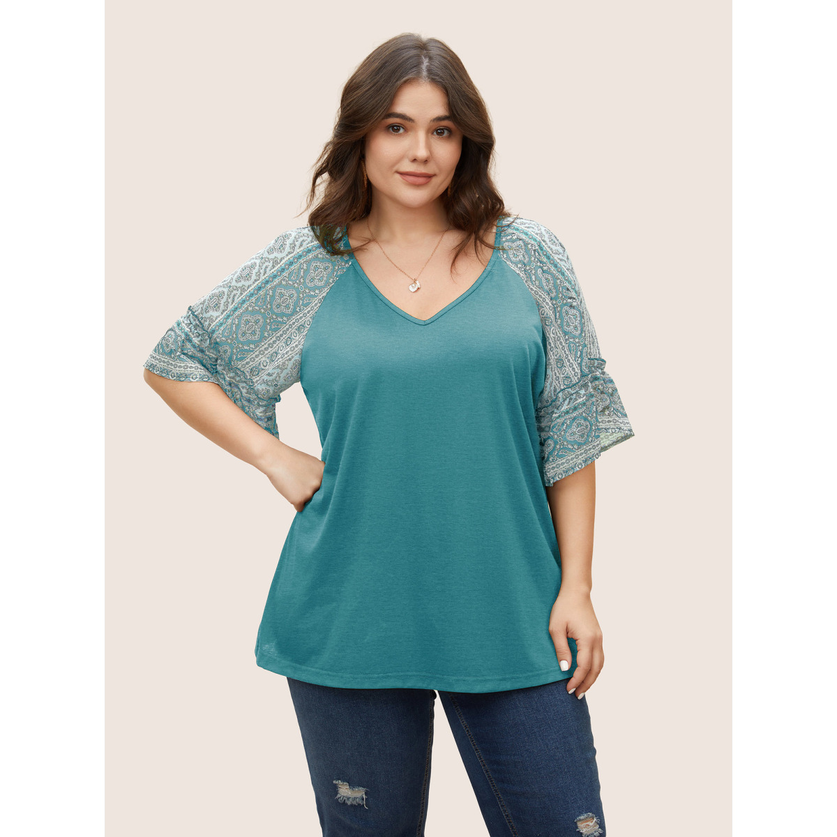 Plus Size Boho Print Patchwork Raglan Sleeve T-shirt Arctic V-neck Half Sleeve Resort Jersey Tops
Plus Size Boho Print Patchwork Raglan Sleeve T-shirt Arctic V-neck Half Sleeve Resort Jersey Tops