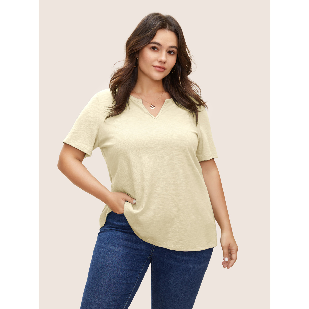 

Plus Size Solid Plisse Notched T-shirt Ivory Women Casual Non Plain Notched collar Everyday T-shirts BloomChic