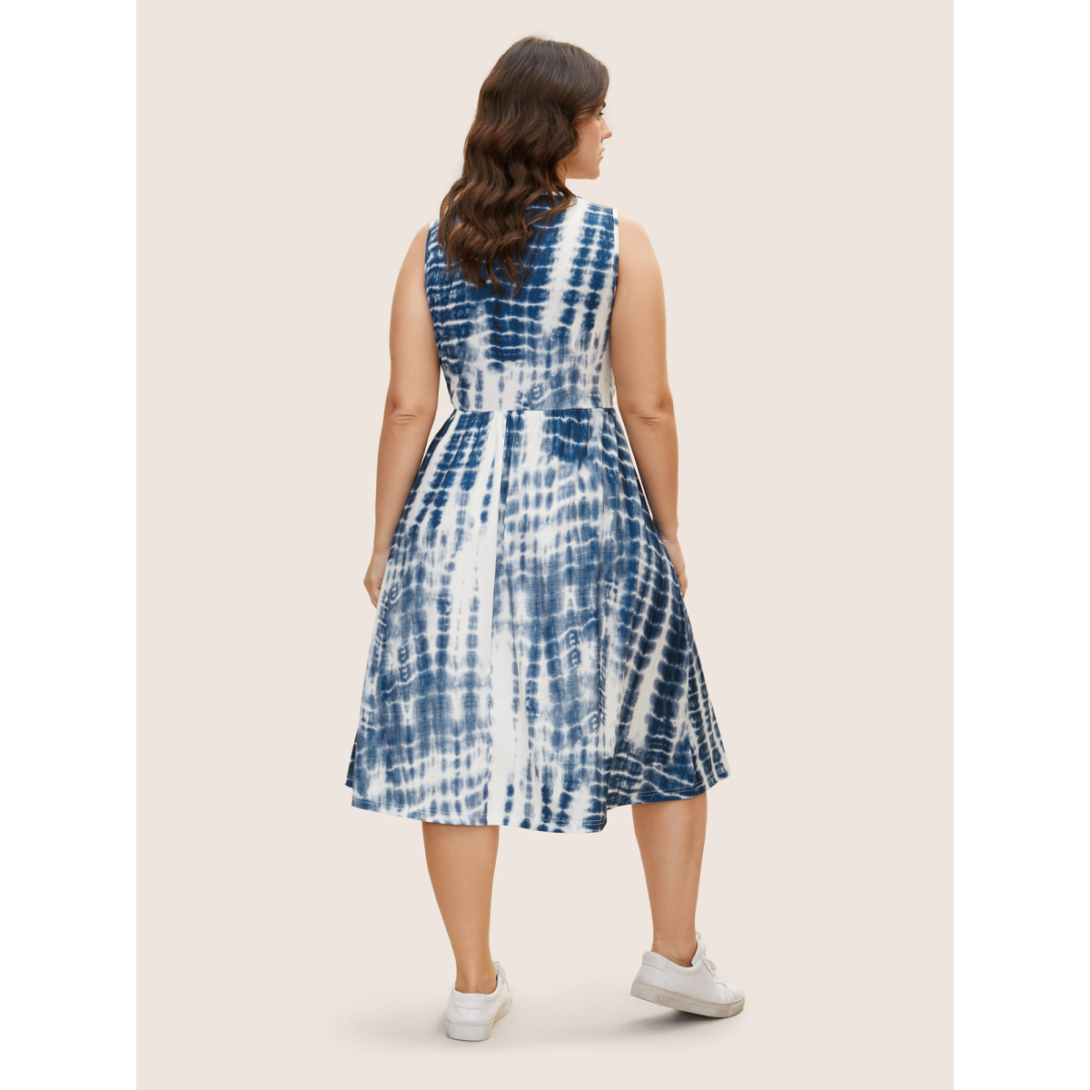Plus Size Tie Dye Round Neck Pleated Midi Dress Mediumblue Women Casual Non Round Neck Short sleeve Curvy BloomChic
Plus Size Tie Dye Round Neck Pleated Midi Dress Mediumblue Women Casual Non Round Neck Short sleeve Curvy BloomChic