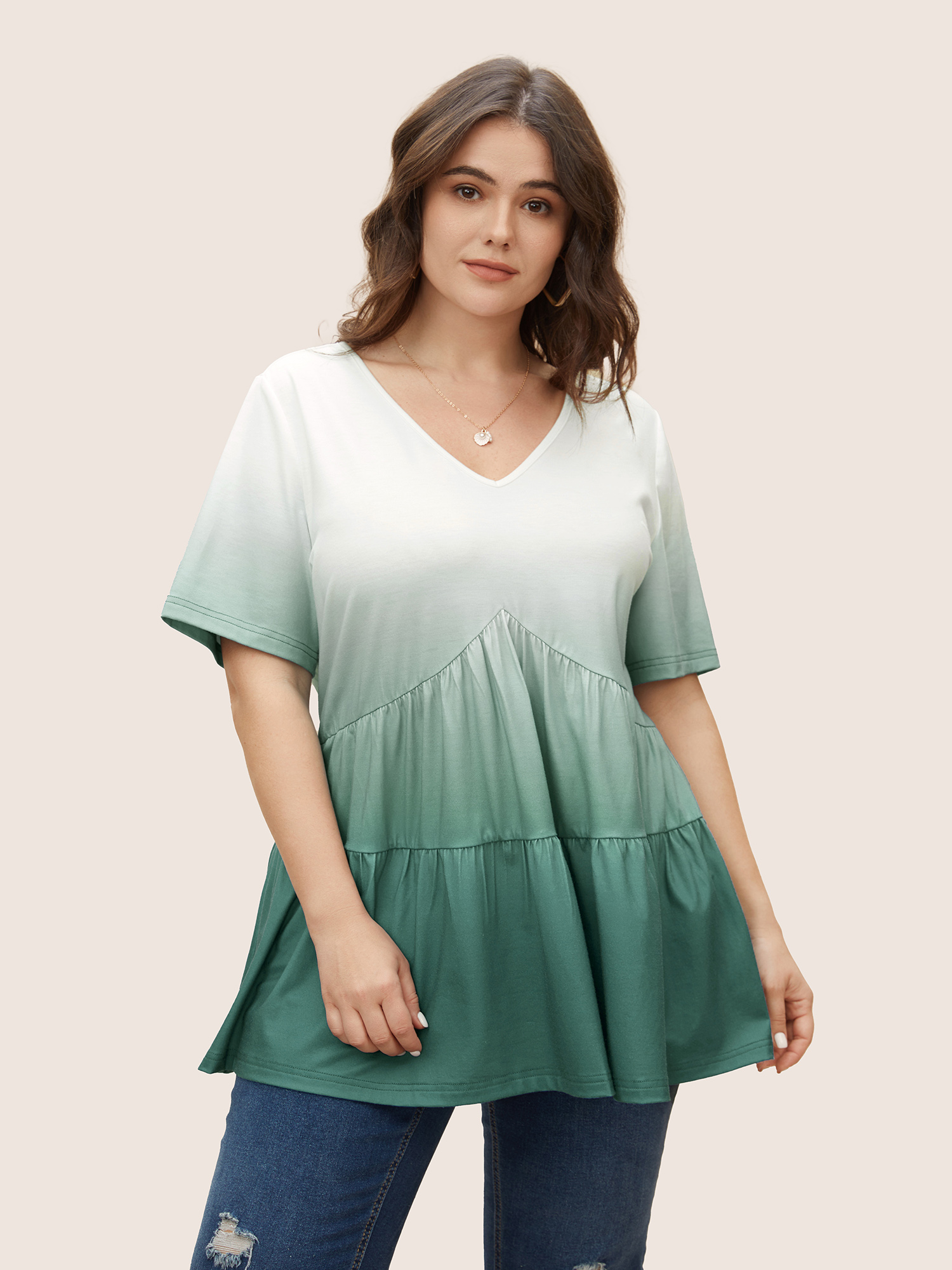 

Plus Size V Neck Ombre Ruffle Layered Hem T-shirt Palemauve Women Casual Contrast V-neck Everyday T-shirts BloomChic