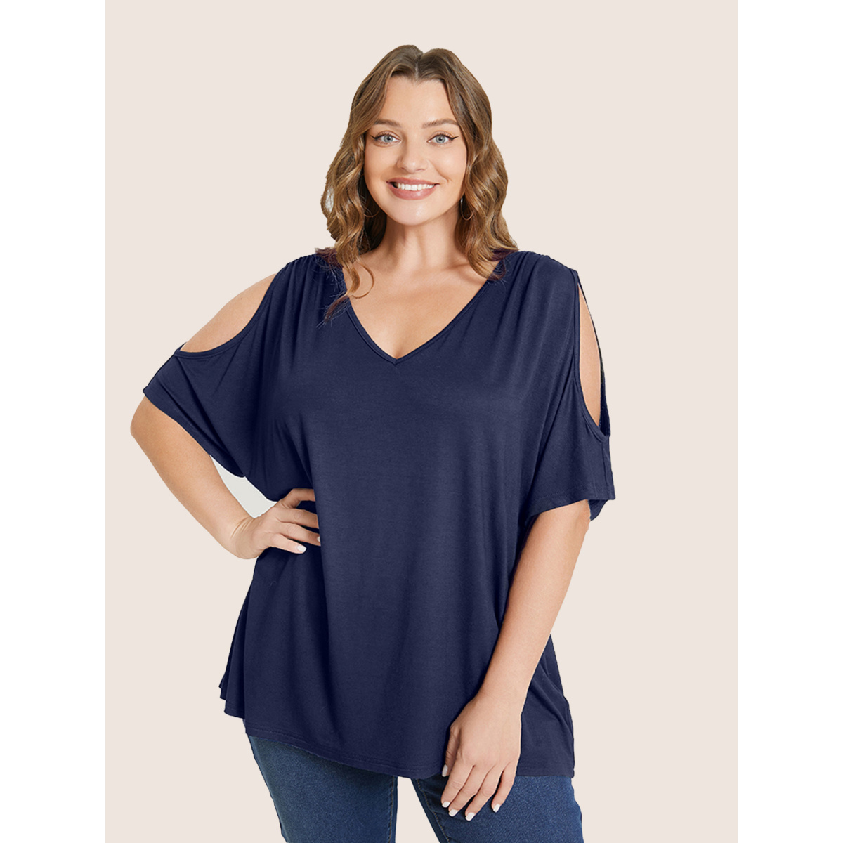 Plus Size Plain Cut Out V Neck T-shirt DarkBlue Women Elegant Cut-Out Plain V-neck Everyday T-shirts BloomChic
Plus Size Plain Cut Out V Neck T-shirt DarkBlue Women Elegant Cut-Out Plain V-neck Everyday T-shirts BloomChic