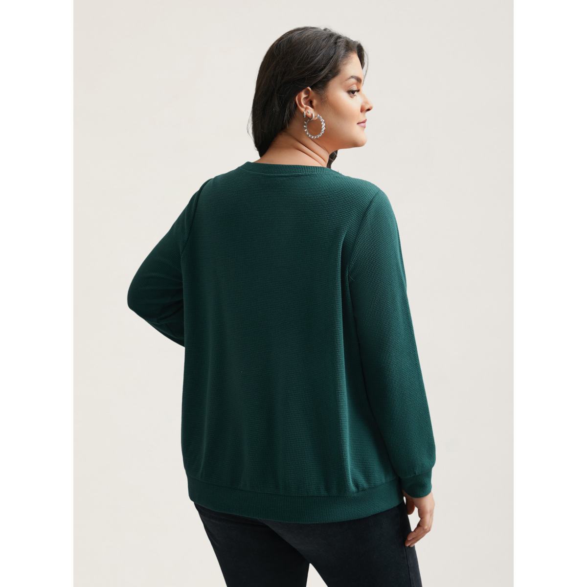 Plus Size Neck Cut-Out Button Detail Sweatshirt Women DarkSlateGray Casual Cut-Out V-neck Everyday Sweatshirts BloomChic
Plus Size Neck Cut-Out Button Detail Sweatshirt Women DarkSlateGray Casual Cut-Out V-neck Everyday Sweatshirts BloomChic
