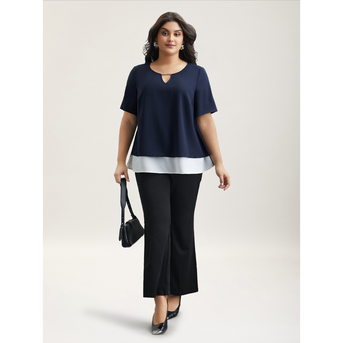 Plus Size Indigo Neck Cut-Out Color Contrast Shirt Women At the Office Short sleeve Round Neck Work Blouses BloomChic
Plus Size Indigo Neck Cut-Out Color Contrast Shirt Women At the Office Short sleeve Round Neck Work Blouses BloomChic