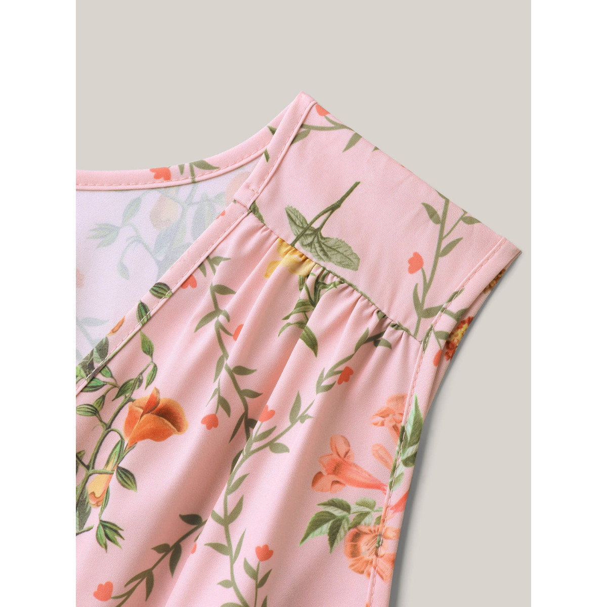 Plus Size Floral Abstract Print V-Neck Maxi Dress Crepe Women Gathered V-neck Sleeveless Curvy BloomChic
Plus Size Floral Abstract Print V-Neck Maxi Dress Crepe Women Gathered V-neck Sleeveless Curvy BloomChic