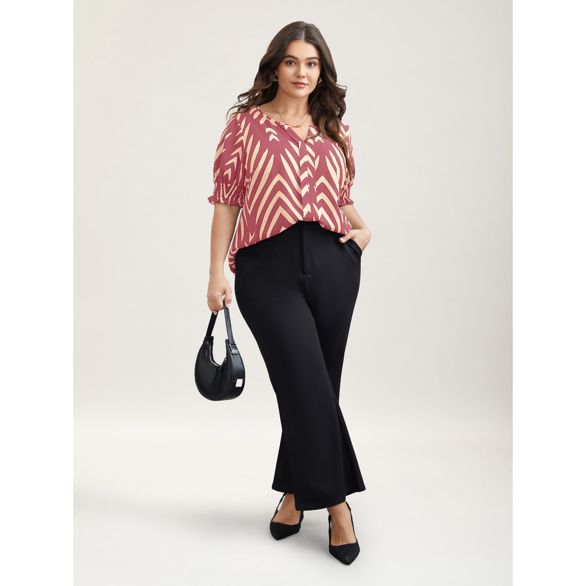 Plus Size Peach Geometric Print Ruffled Shirred Shirt Women At the Office Half Sleeve Flat collar with V-notch Work Blouses BloomChic
Plus Size Peach Geometric Print Ruffled Shirred Shirt Women At the Office Half Sleeve Flat collar with V-notch Work Blouses BloomChic