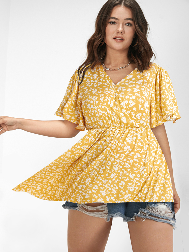 

Plus Size Yellow Floral Flutter Sleeve Elastic Waist Blouse Women Elegant Short sleeve V-neck Dailywear Blouses BloomChic