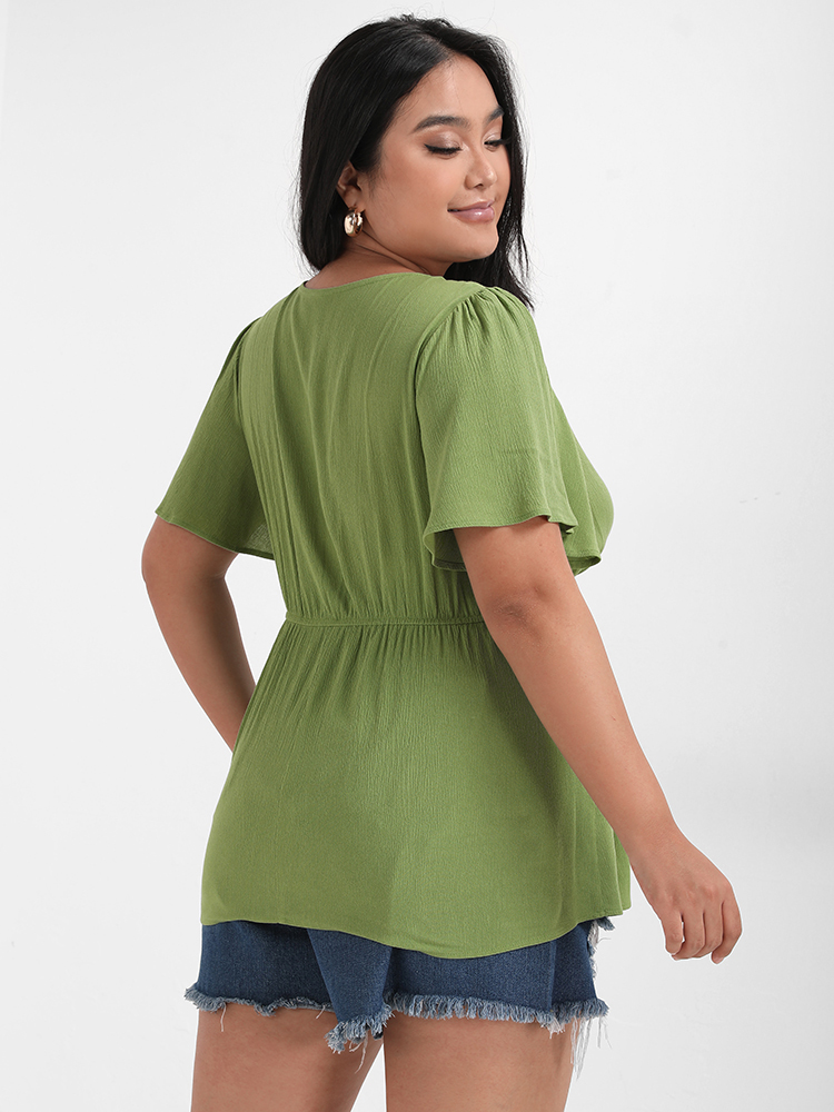 

Plus Size Green Solid Crochet Lace V Neck Blouse Women Elegant Short sleeve V-neck Dailywear Blouses BloomChic