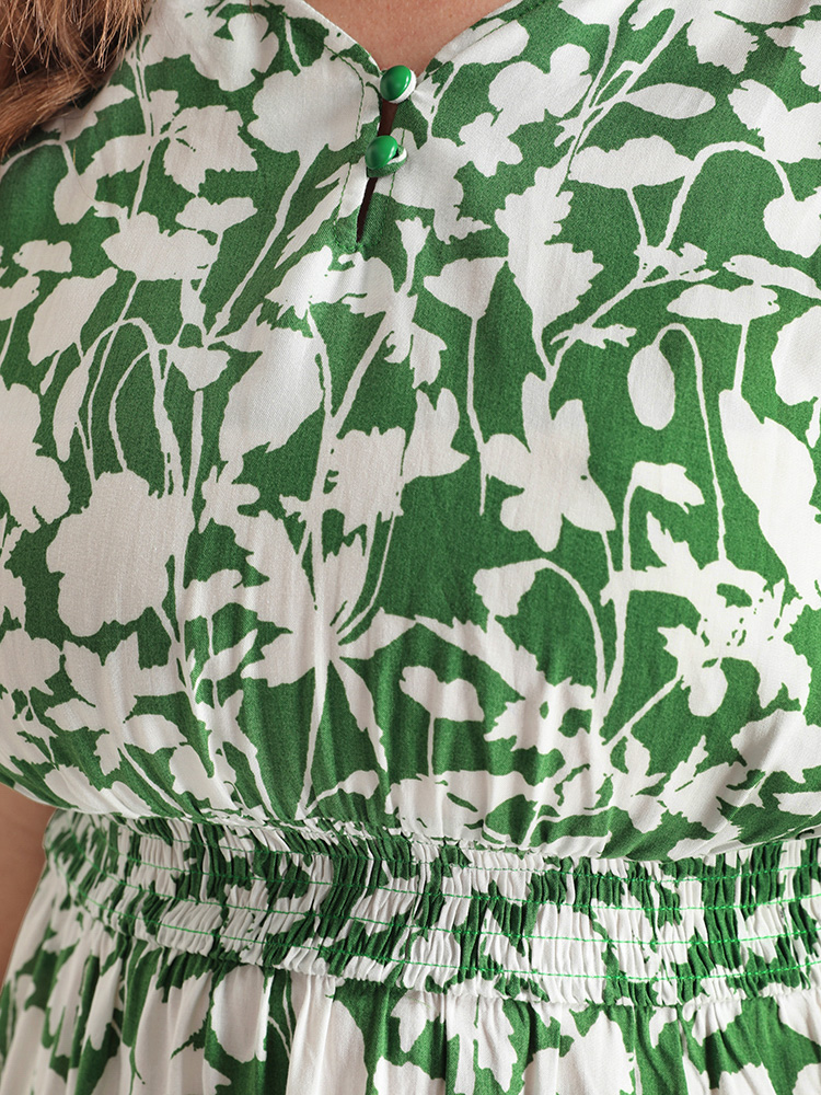 Plus Size Women Dailywear Ditsy Floral Printed Ruffle Sleeve Short sleeve V-neck Elegant Dresses BloomChic 