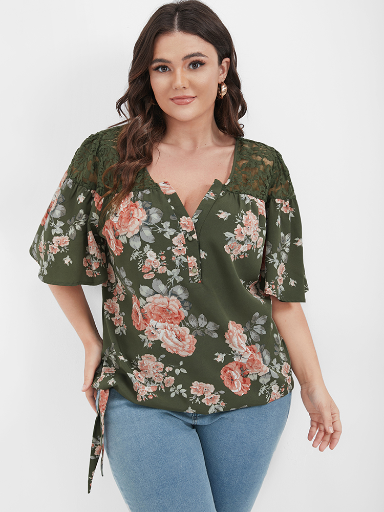 

Plus Size Green Floral Contrast Lace Knotted Side Ruffled Blouse Women Elegant Half Sleeve V-neck Dailywear Blouses BloomChic